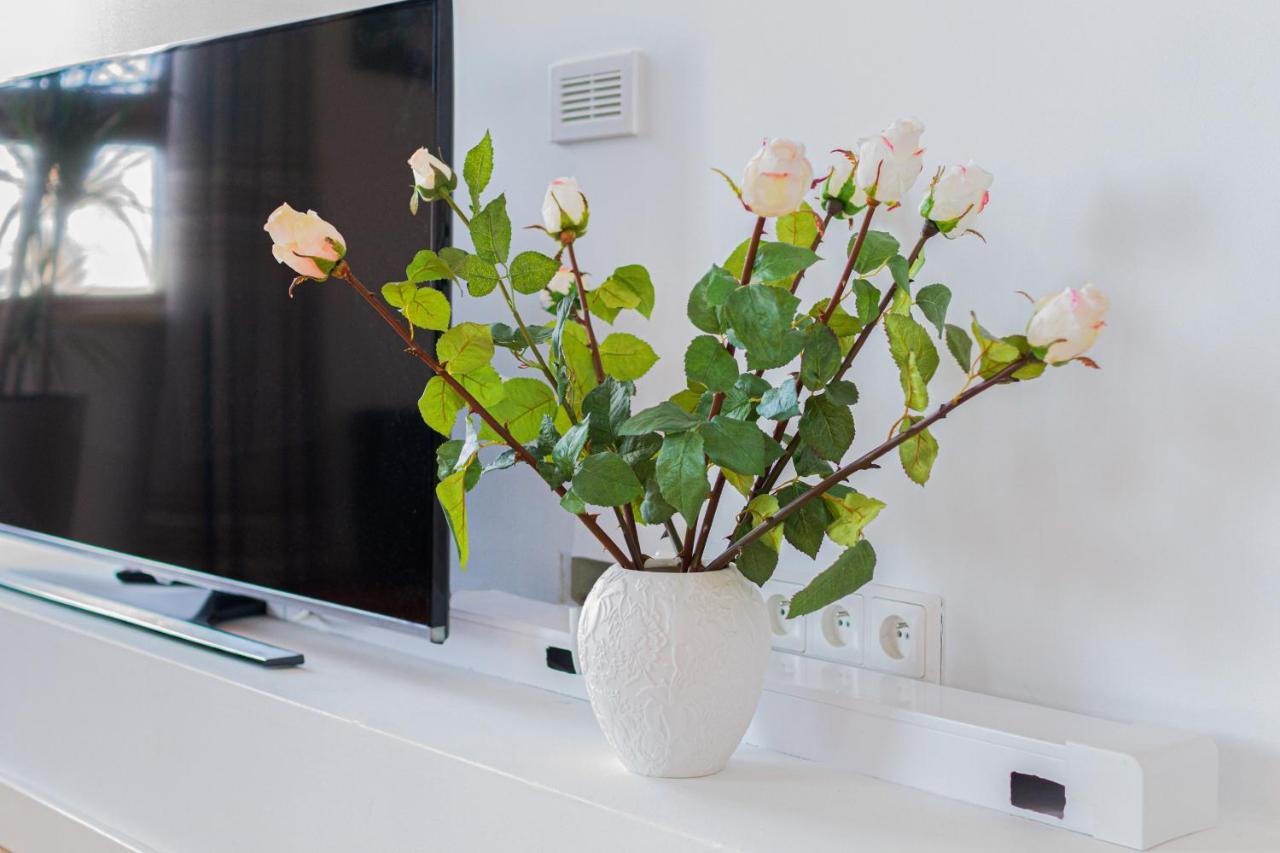 Atelier Residence Apartment By Noclegi Renters Warszawa Eksteriør bilde