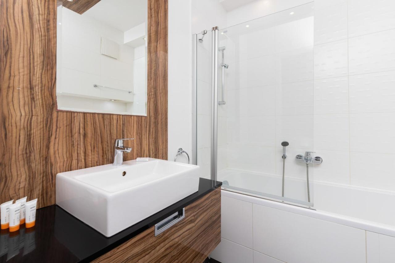 Atelier Residence Apartment By Noclegi Renters Warszawa Eksteriør bilde