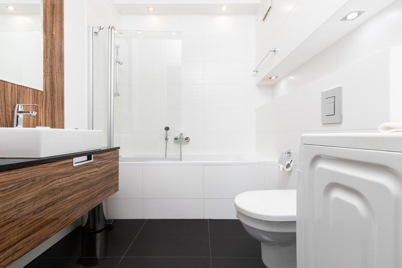 Atelier Residence Apartment By Noclegi Renters Warszawa Eksteriør bilde